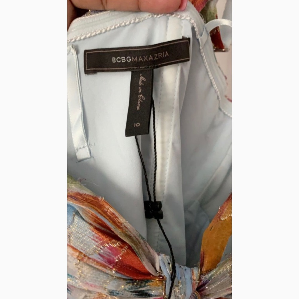 Dress - Picture 2 of 3